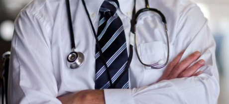 Private Medical Colleges Temporarily Banned from Charging Next Year’s Fees