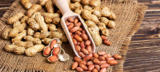 Why Peanuts Are the Perfect Winter Dry Fruit for Health and Nutrition