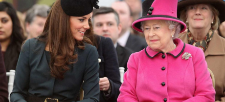 Kate's Homemade Christmas Gift That Touched Queen Elizabeth II's Heart