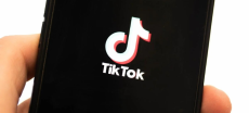 TikTok Set to Shut Down on Sunday – Surprising Announcement