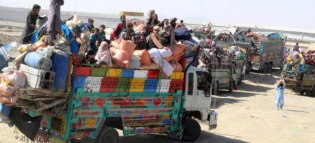 Afghan cardholders urged to leave Pakistan by March 31