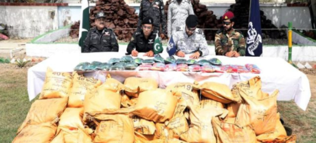 Iranian drug smuggling gang arrested in Lahore
