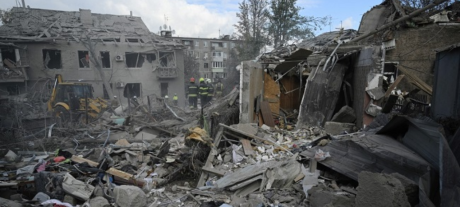 Russia Launches Deadliest Kyiv Assault of 2025 Amid Ceasefire Breakdown