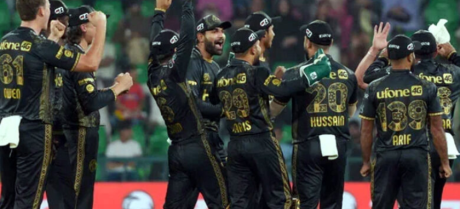 Peshawar Zalmi Defeats Lahore Qalandars by 7 Wickets in Thrilling PSL 10 Match
