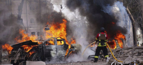 Russian Missiles Strike Ukraine’s Sumy, Killing 34 and Wounding 117