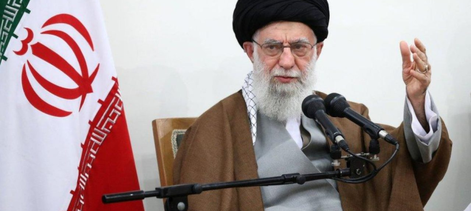 Khamenei Casts Doubt on Nuclear Talks Amid Rising Tensions