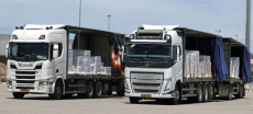 Aid Trucks Enter Gaza While UN Reports No Supplies Delivered
