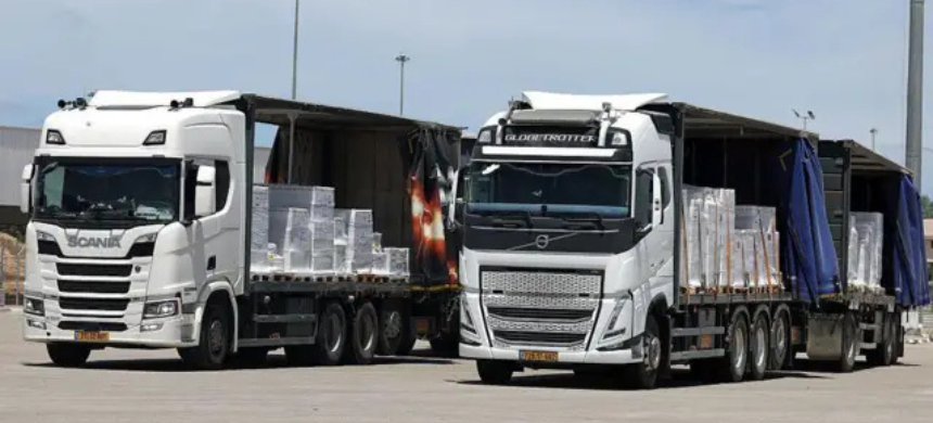Aid Trucks Enter Gaza While UN Reports No Supplies Delivered