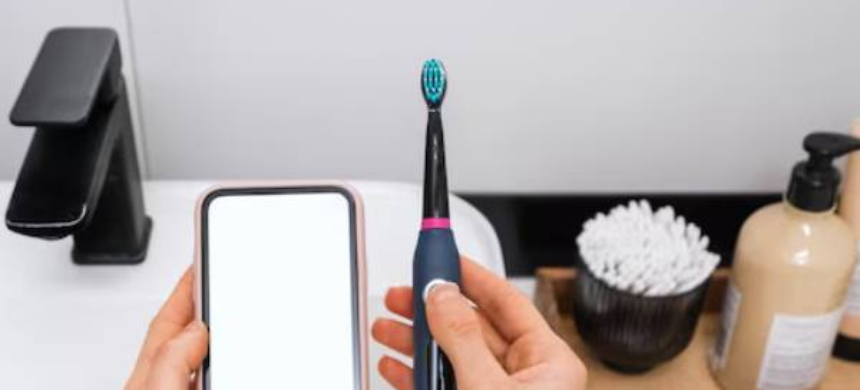 Woman Uses Electric Toothbrush App to Expose Cheating Husband