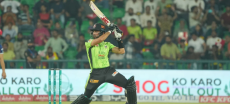Sikandar Raza’s All-Round Performance Helps Qalandars End United's Winning Streak in PSL X