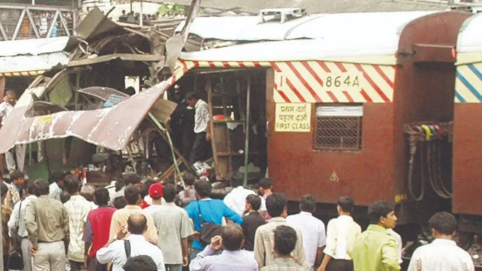 Indian Court Acquits All 12 Convicts in 2006 Mumbai Train Bombings Case