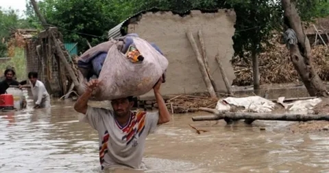Pakistan Takes Emergency Measures After Heavy Rains Kill 190