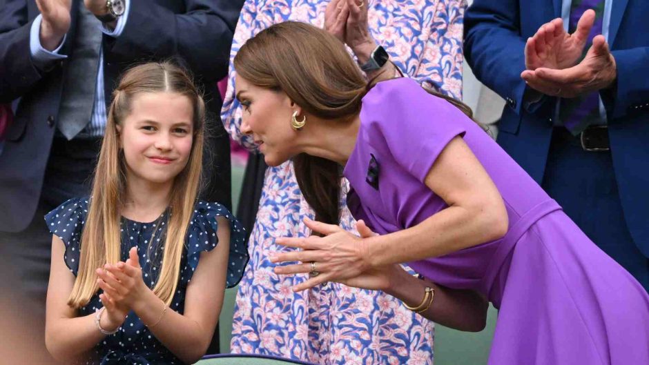 Charlotte Fans Kate at Wimbledon