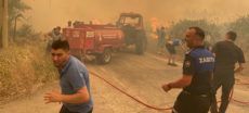 Early Heatwave Sparks Wildfires in Turkey as Thousands Evacuate Across Europe