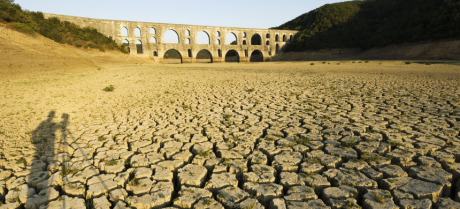 Tourist Spot Grapples with Severe Water Crisis Urgent Shortage Hits Popular Destination