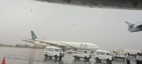 Karachi Airport Flight Operations Disrupted due to Heavy Rainfall