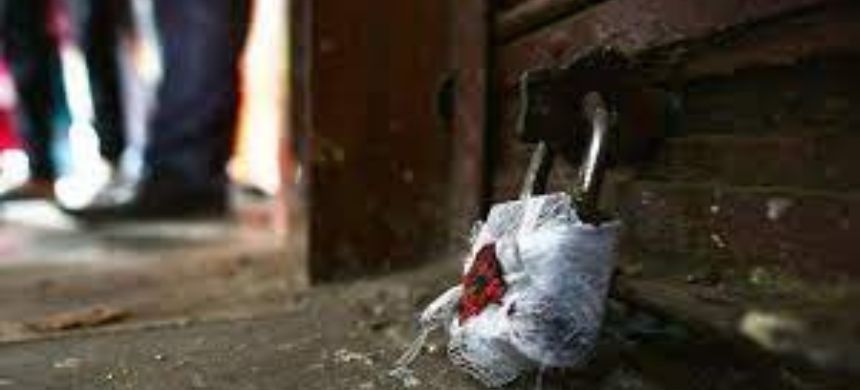 Restaurant Shut Down on Murree Expressway for Selling Expired Food