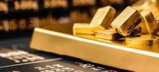Gold Price Falls to Rs356,600 Per Tola in Pakistan Today