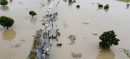 Pakistan floods leave 420 dead and thousands homeless