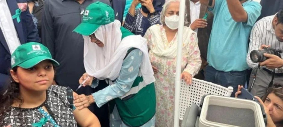 All About Cervical Cancer And HPV Vaccine As Pakistan Starts Campaign
