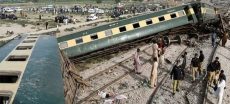 Blast Derails Jaffar Express in Mastung, Injuring 12