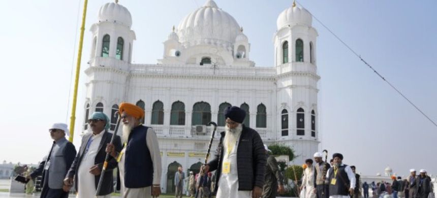 India Restricts Sikhs from Marking Guru’s Anniversary