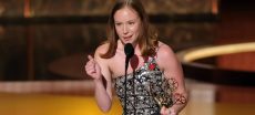Jewish Actress Hannah Shouts ‘Free Palestine’ During Emmy Awards Speech