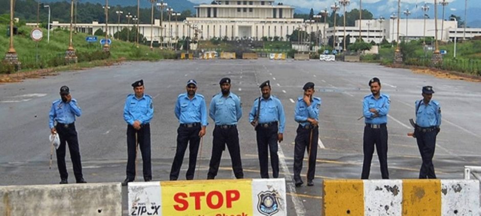 Law And Order Two Entrances To Islamabad Red Zone Temporarily Closed