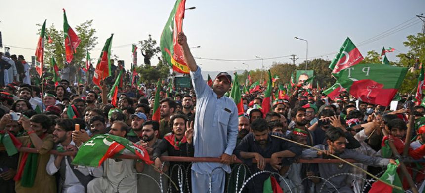 PTI to stage big rally in Peshawar today