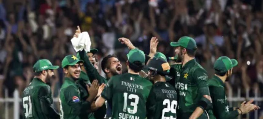Pakistan Defeats Afghanistan by 75 runs to clinch Tri-Series title