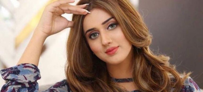 TikTok Star Jannat Mirza To Make Hosting Debut