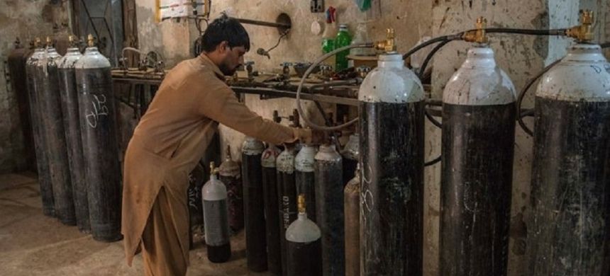 Pakistan To Receive 36 Oxygen Plants Under $52 Million UNDP Initiative