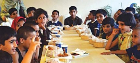 Punjab Extends Free School Meal Scheme to 10 Additional Districts
