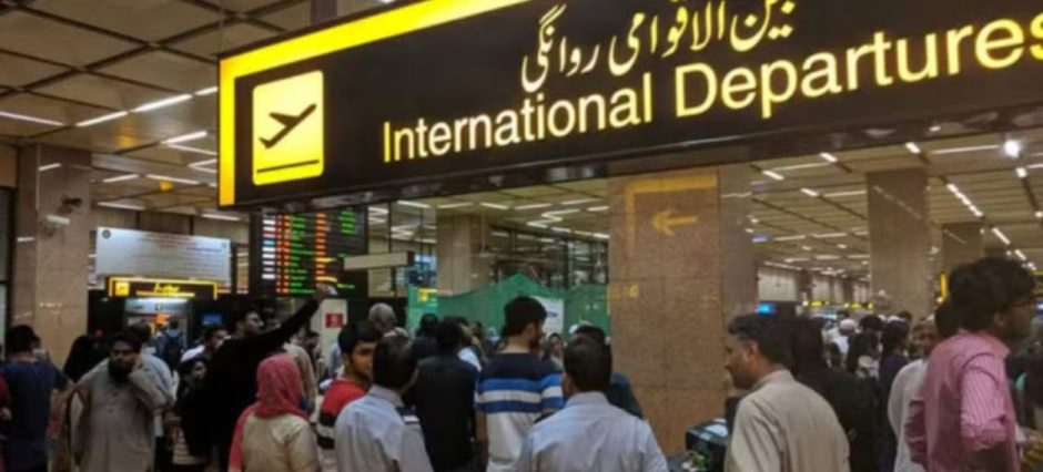 Lahore Airport Introduces Driving License Service For Passengers