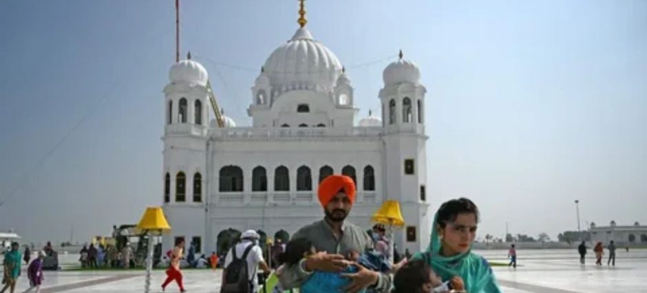 Pakistan Grants 2,100 Visas for Baba Guru Nanak Event