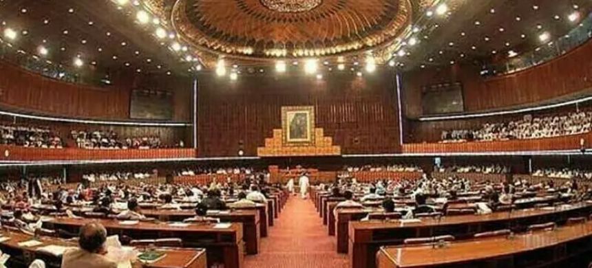 JUI-F Boycotts First Parliamentary Session on 27th Amendment