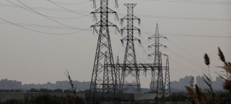 Pakistan Poised for a Significant Cut in Electricity Tariff