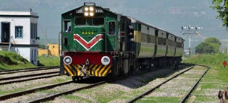 Pakistan Railways Cuts Fares for Luxury Saloon Coaches