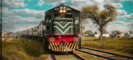 Pakistan Railways Plans to Grow Trees and Flowers Slong Tracks