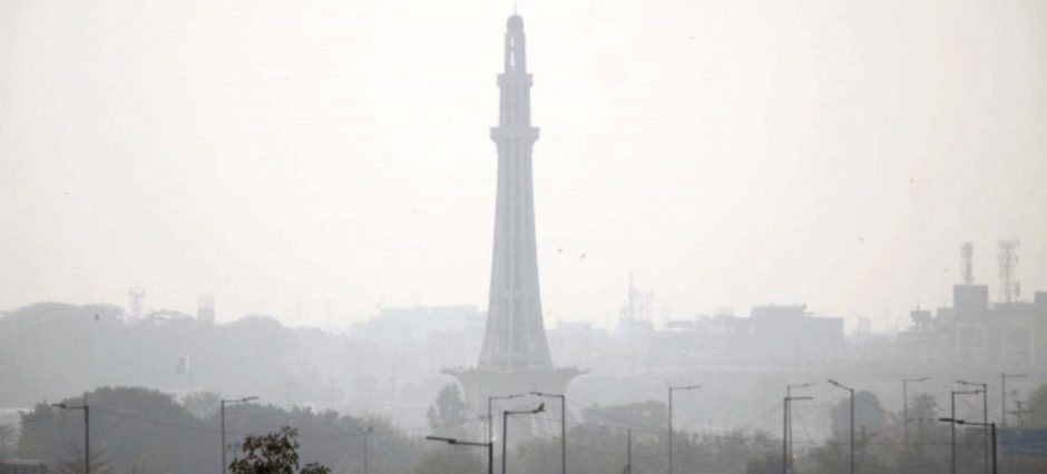 LHC Orders Crackdown On Smoke-Emitting Vehicles In Punjab