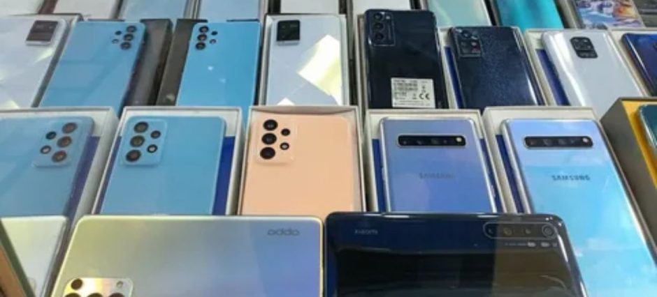 What’s the Price of a New Mobile in Pakistan Right Now?