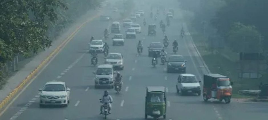 Lahore Weather Turns Pleasant As Smog Starts To Ease