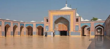 Capturing The Soul Of Shah Jahan Masjid Thatta Through Your Lens