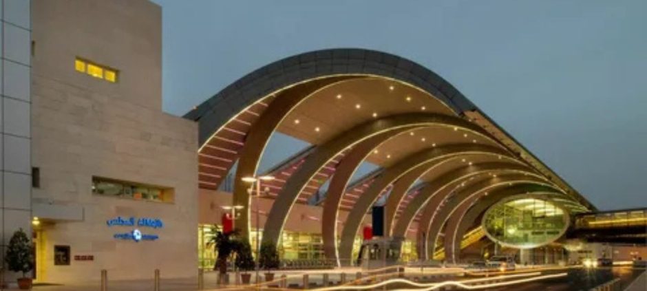 Pakistan Ranks 4th in Dubai Airport Traffic with 3.2M Passengers