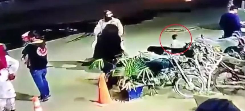 CCTV Captures 3-Year-Old Boy Falling into Open Manhole in Karachi