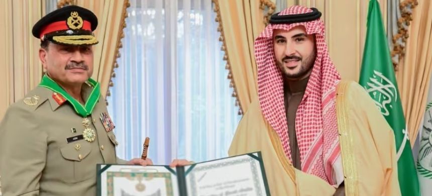 Field Marshal Asim Munir Receives Top Saudi Honor for Defence Ties