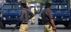 Karachi Police Arrest Three Suspects, Recover Over 100 Snatched Cell phones
