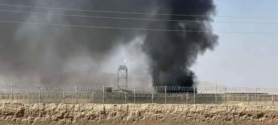 Pakistan And Afghanistan Exchange Heavy Fire Along Border Areas