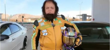 Pakistan’s Sultan Golden Sets World Record for Fastest Reverse Car Driving