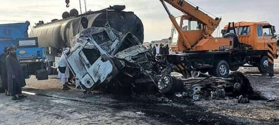 Seven Killed in Oil Tanker-Coach Collision in Chaghi